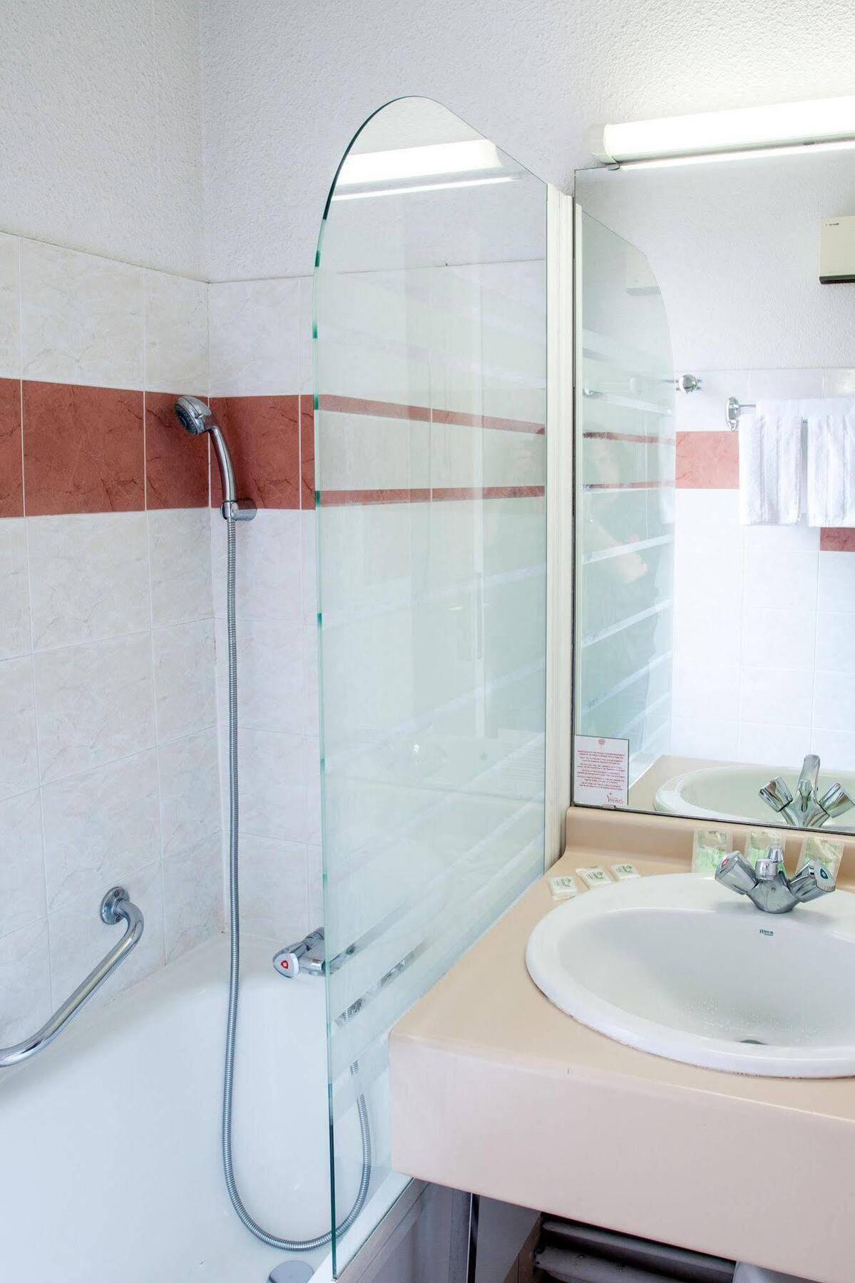 Hotel Saint Sauveur Lourdes