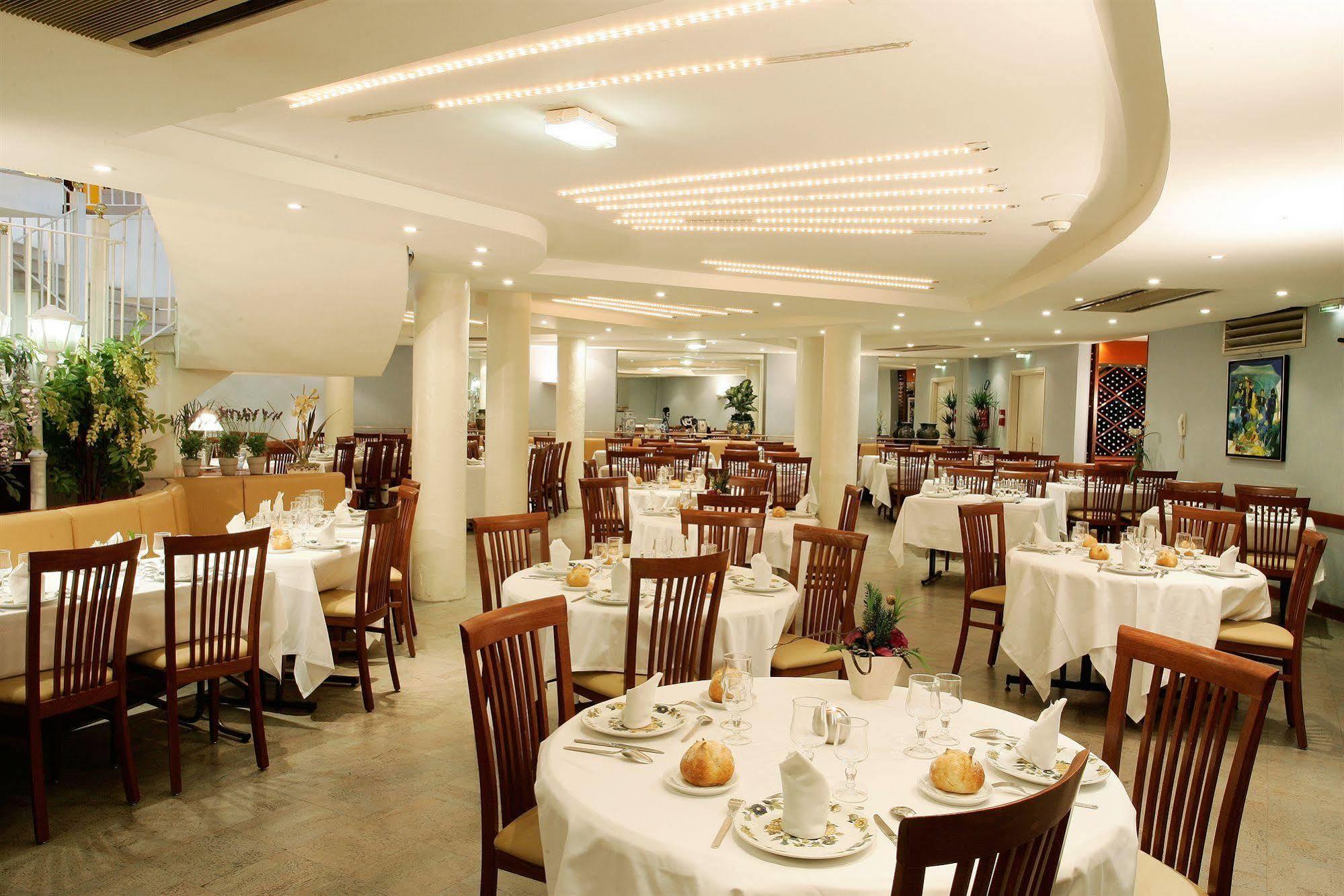 Hotel Saint Sauveur 3*